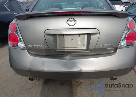 2005 Nissan Altima 3.5 Se из США, поврежденный, VIN 1N4BL11D75C326302